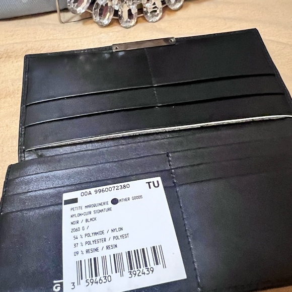 Givenchy Bifold Long Wallet  Black Unisex - Picture 7 of 11